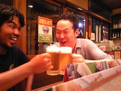再会を祝して、乾杯!